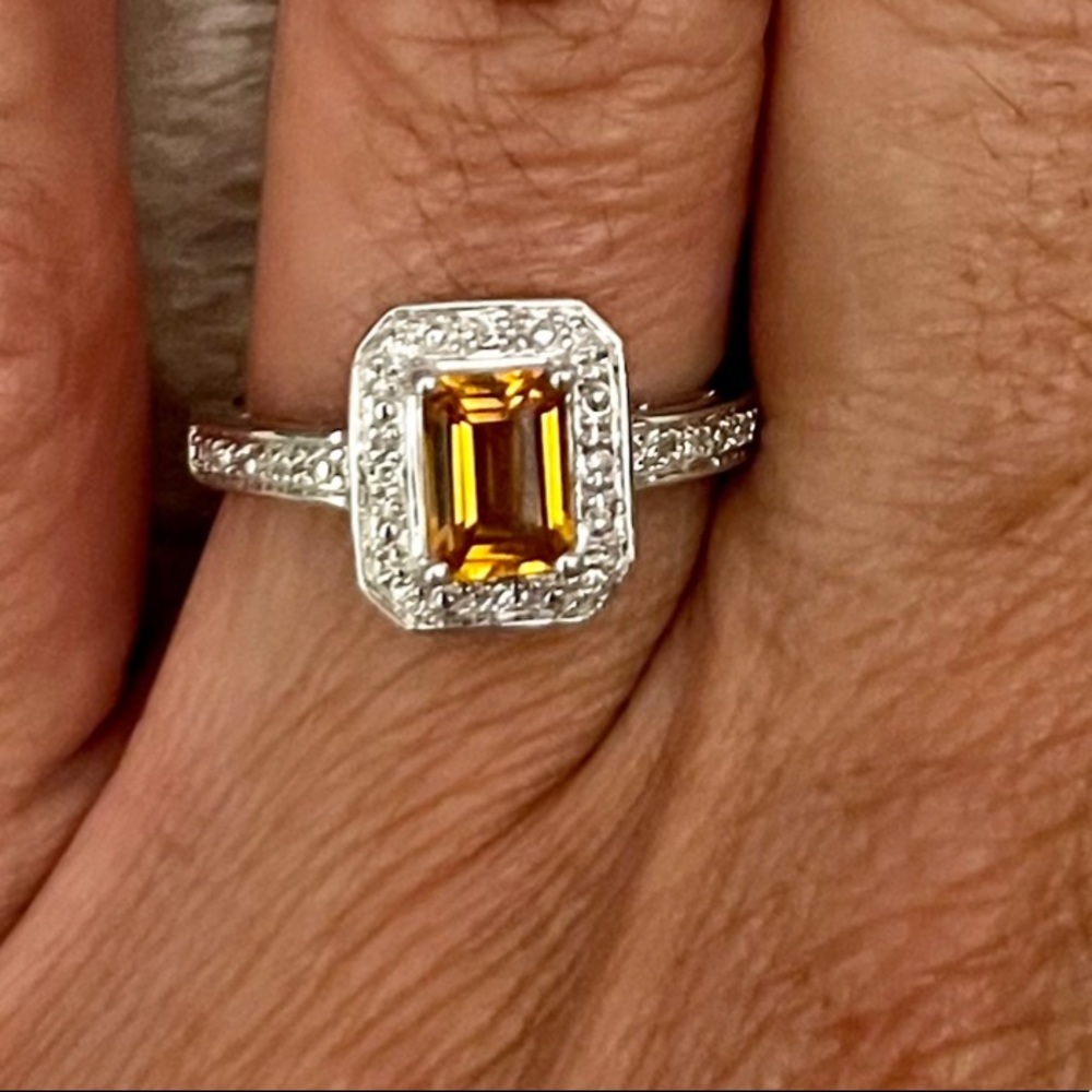 14k Diamond & Citrine Ring - Picture 4 of 9